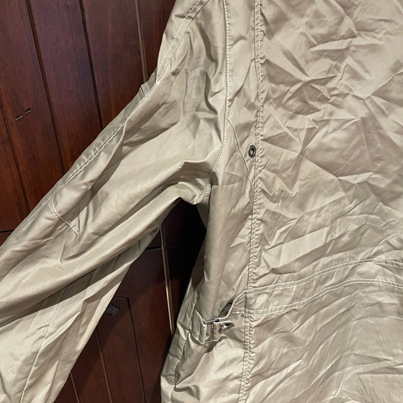 Jacket - Picture 8 of 8